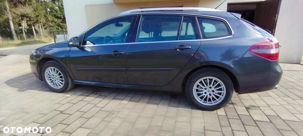 Renault Laguna 2.0 dCi Tech Run - 11