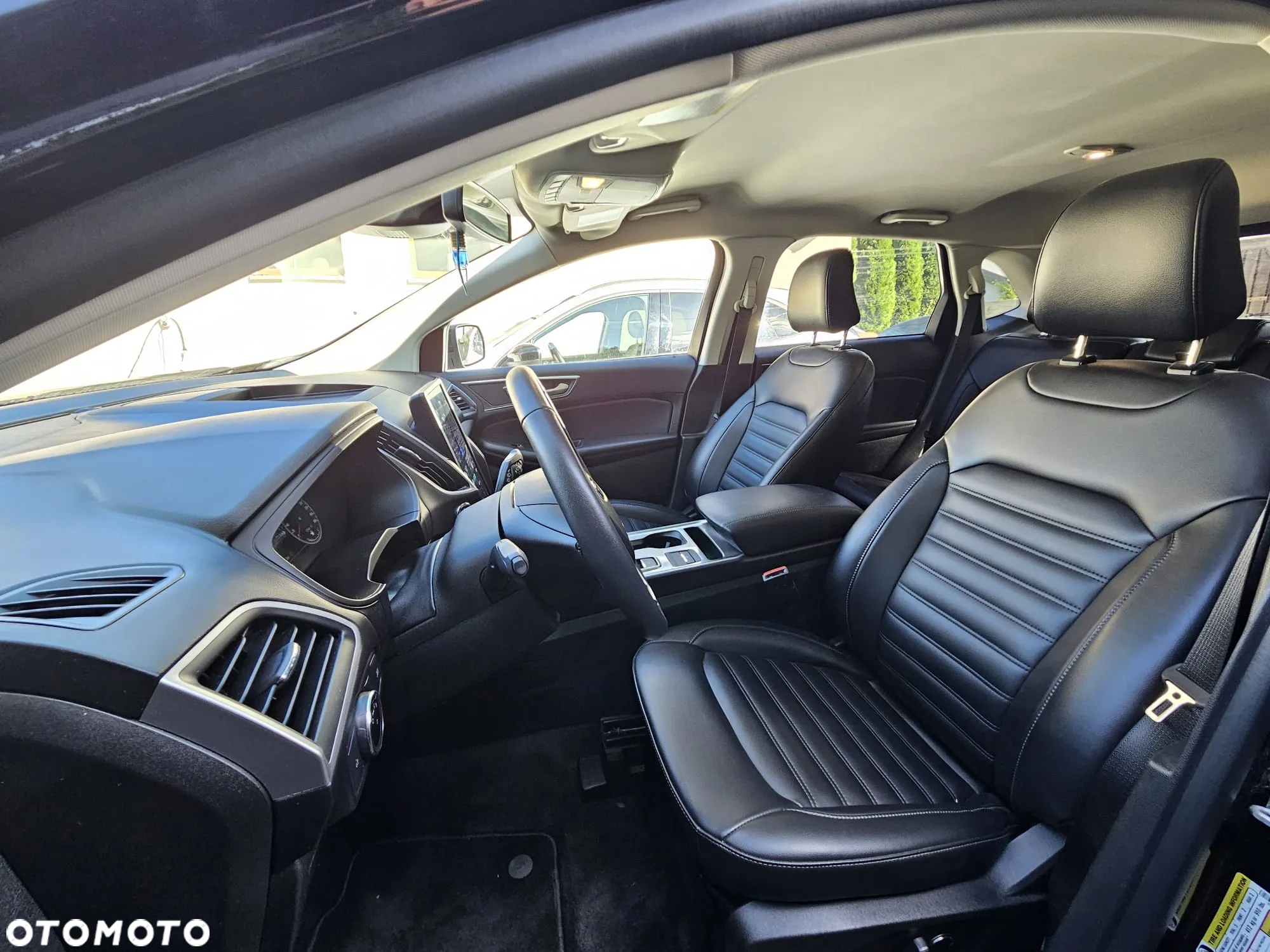 Ford Edge - 25