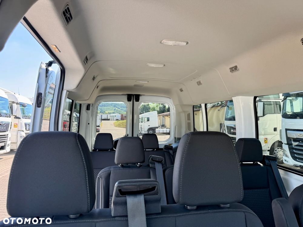 Ford Transit Kombi L3H2 Limited - 25