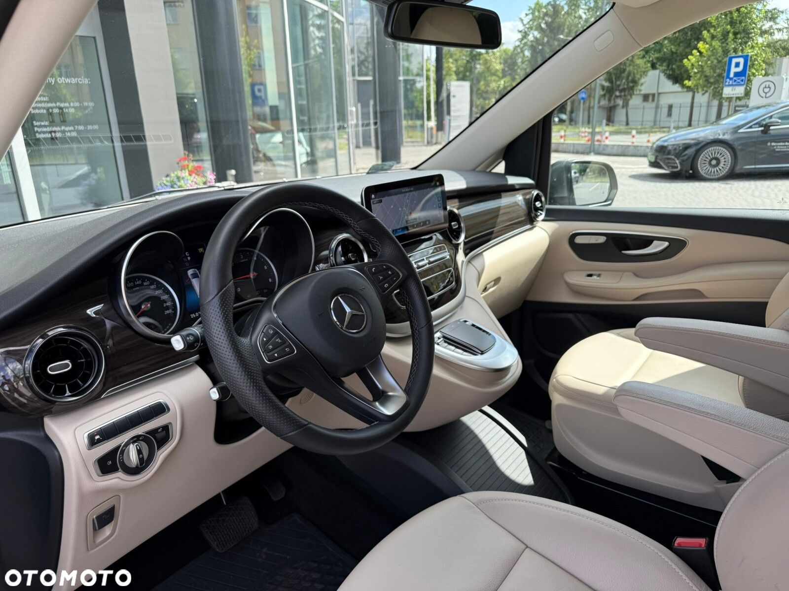 Mercedes-Benz Klasa V 300 d Avantgarde 9G-Tronic (ekstra d³) - 6