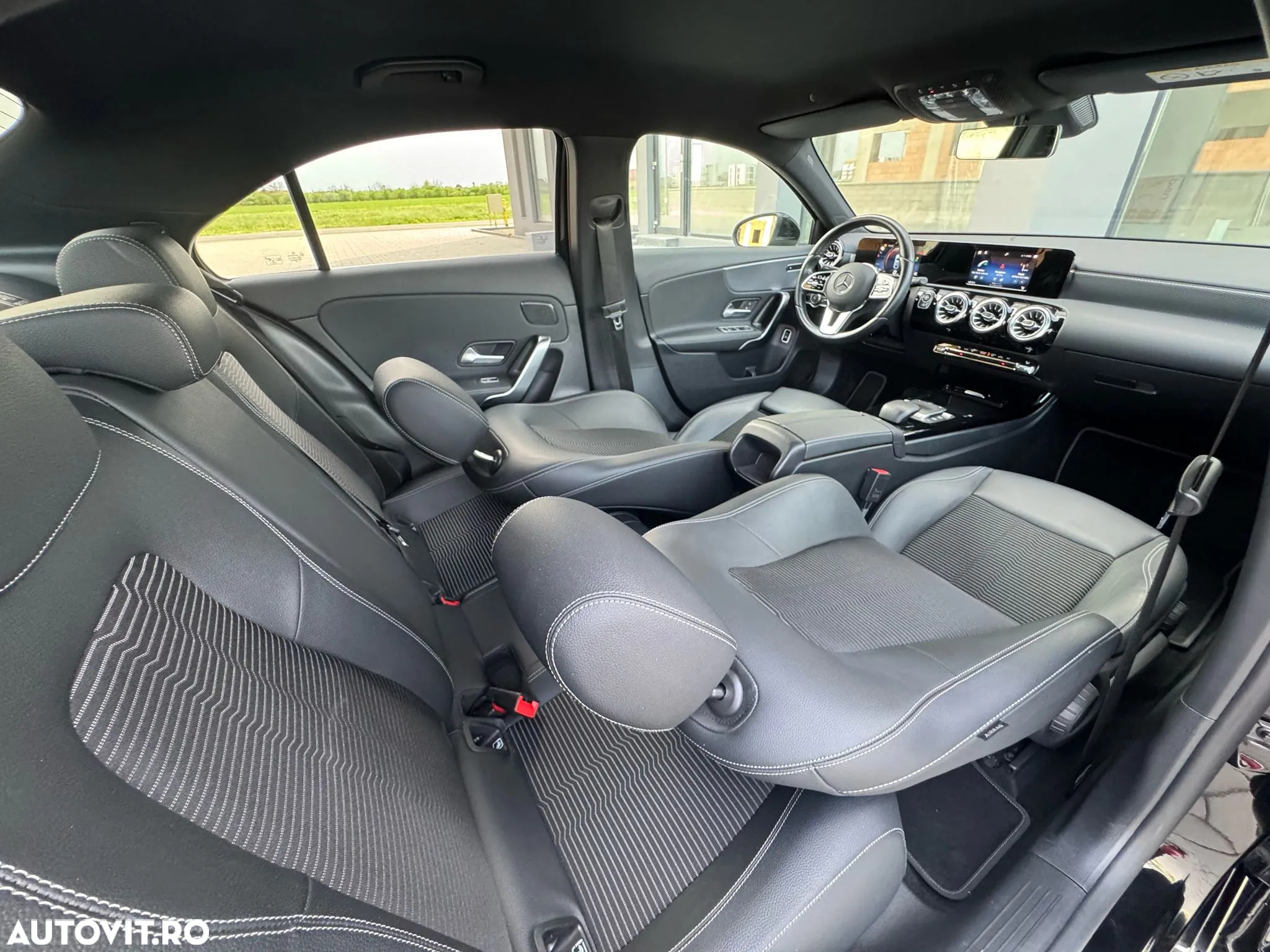Mercedes-Benz A - 14
