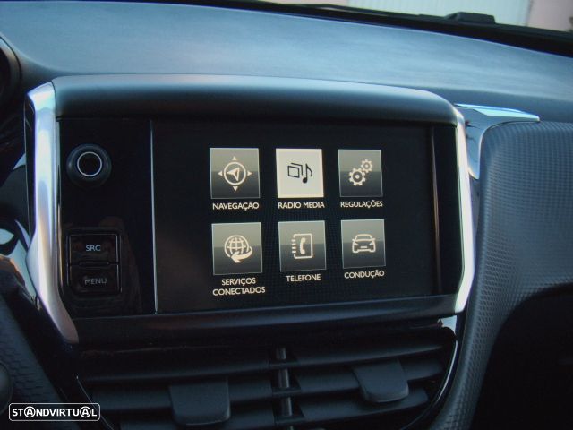 Peugeot 2008 1.2 PureTech Style - 8