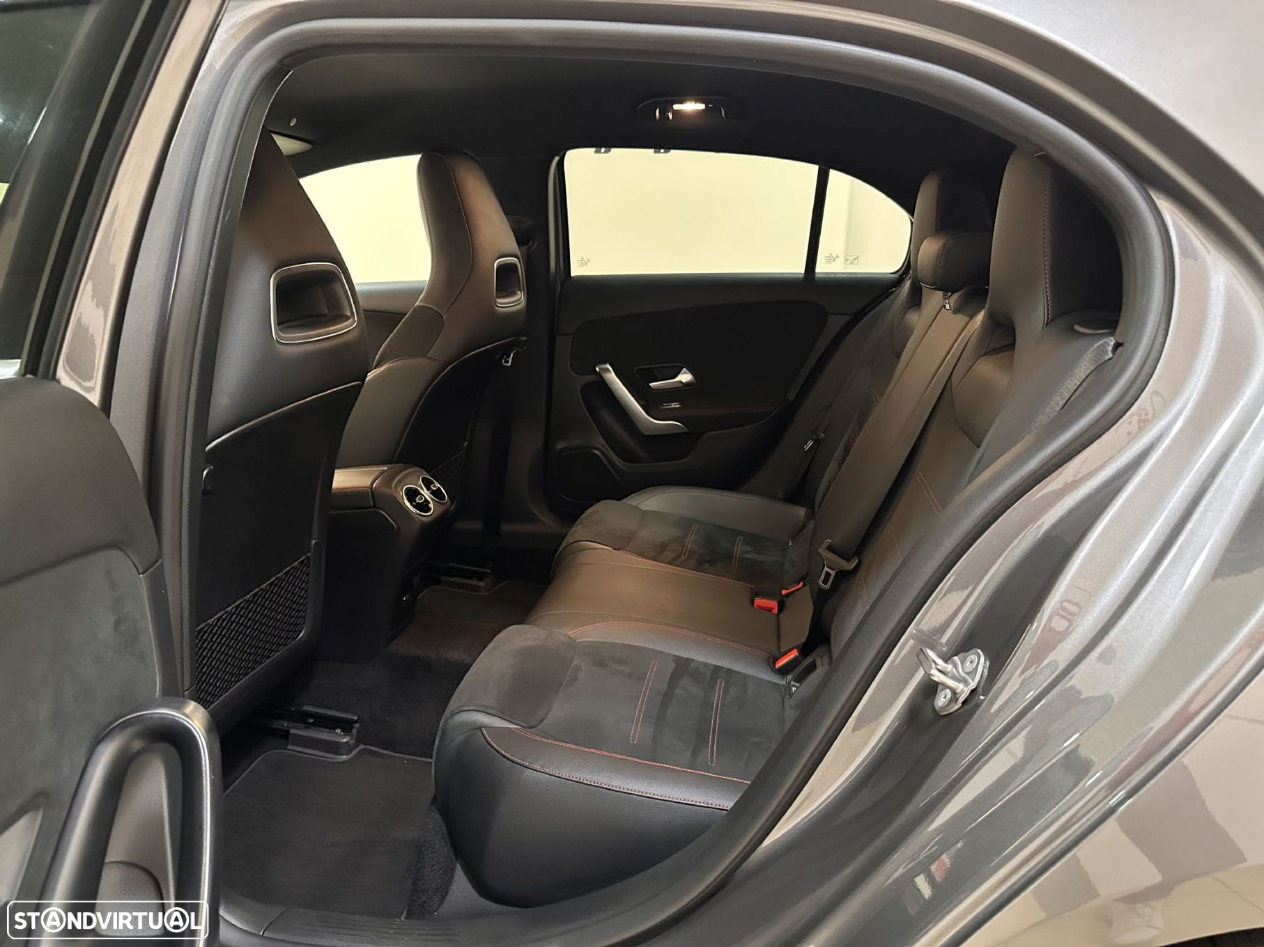 Mercedes-Benz A 180 d AMG Line Aut. - 34