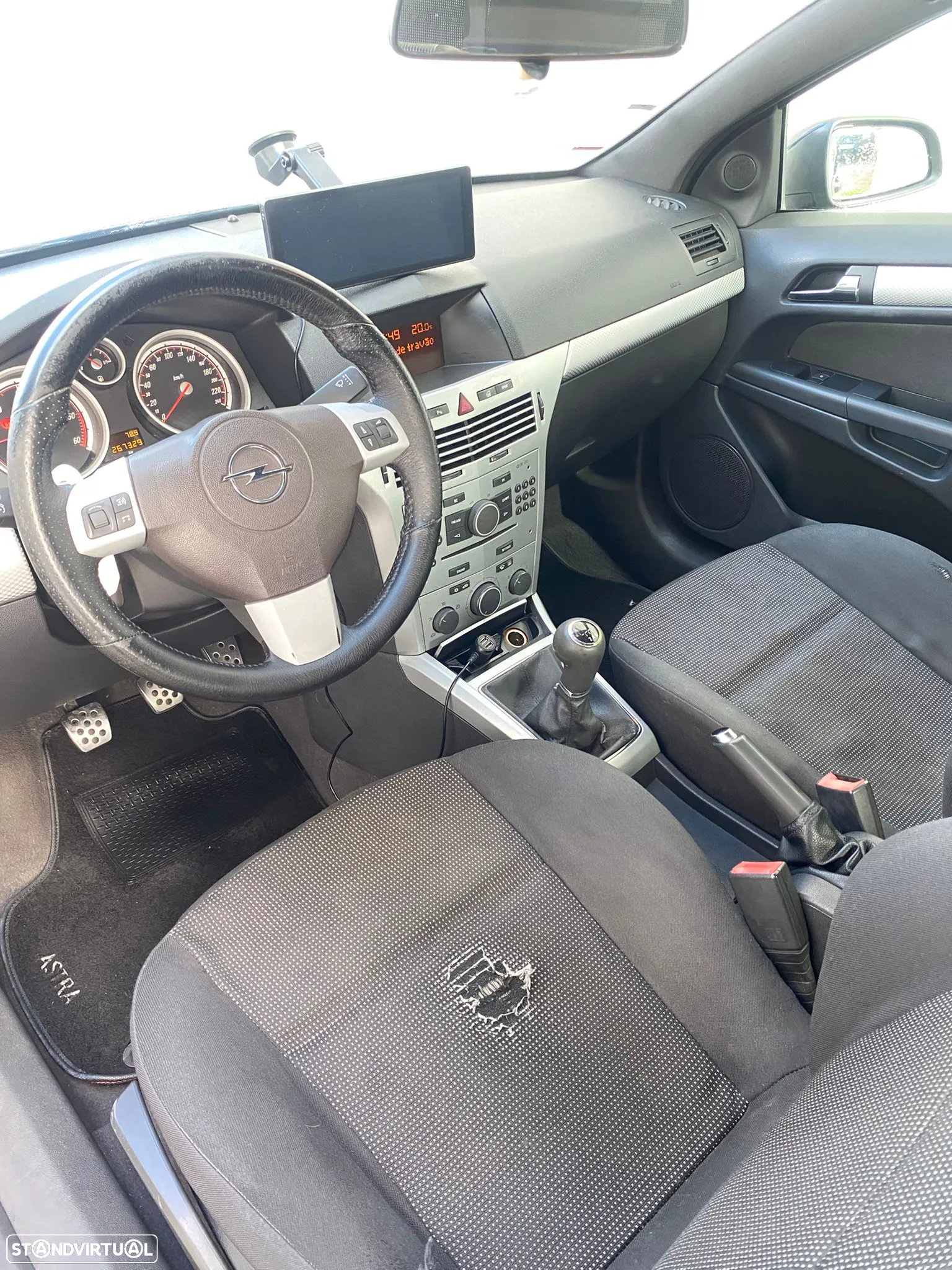 Opel Astra GTC 1.7 CDTi - 2