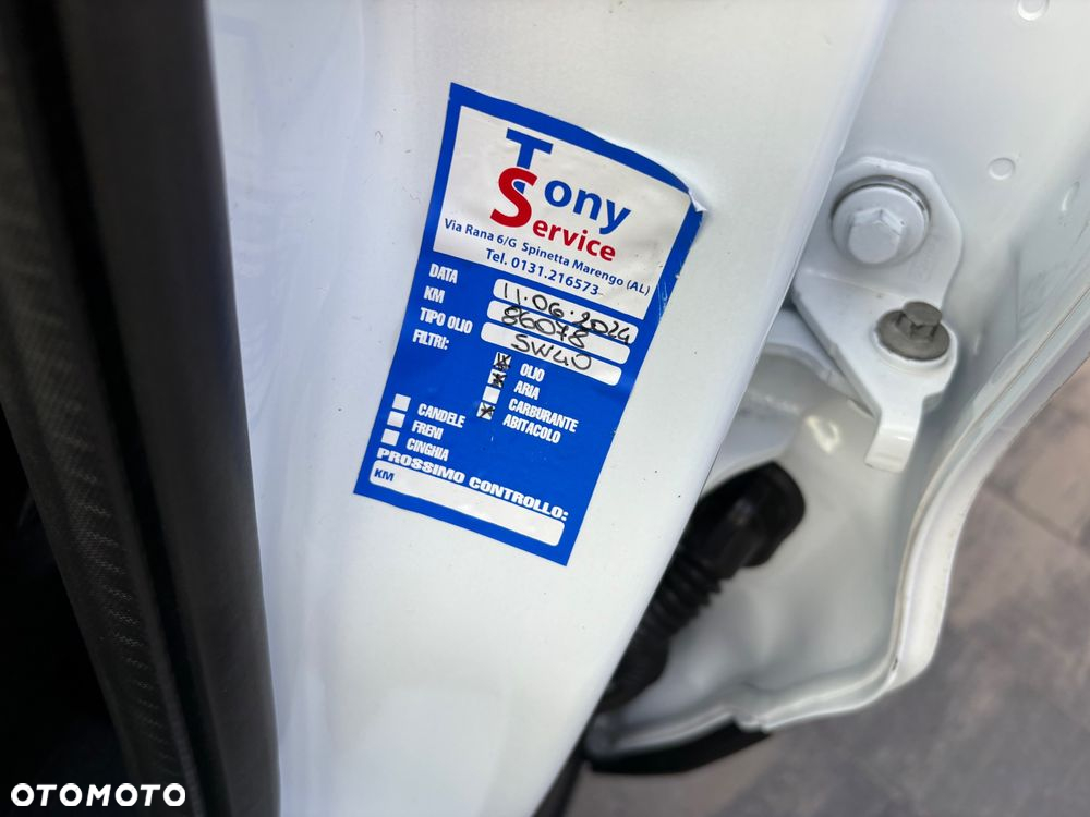 Ford Kuga 1.5 EcoBlue FWD Titanium - 22