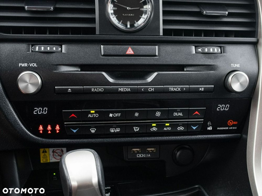 Lexus RX - 20