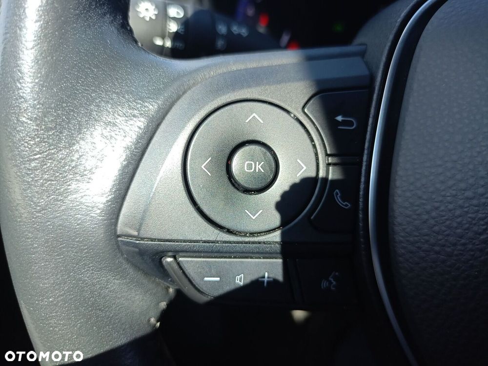 Toyota Corolla 1.8 Hybrid Comfort - 24