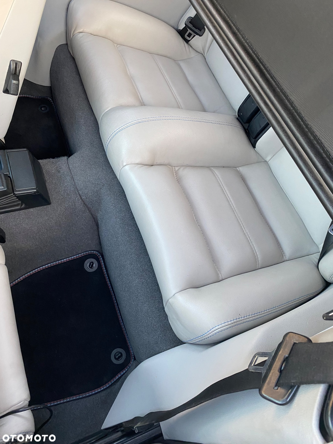 BMW Seria 3 325e - 9
