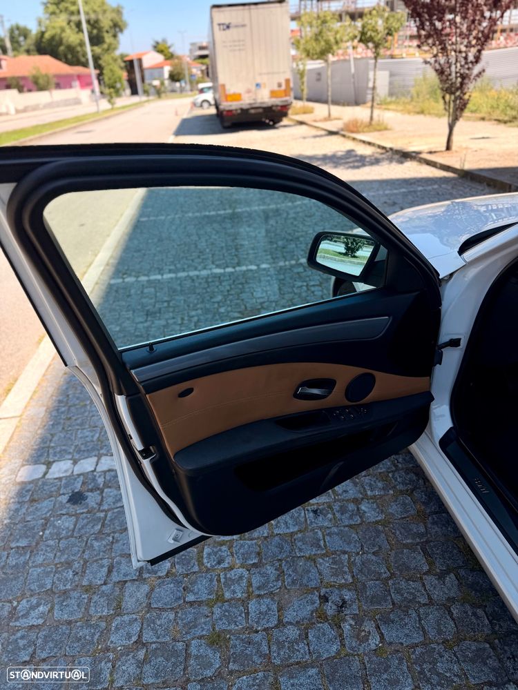 BMW 520 Gran Turismo - 8