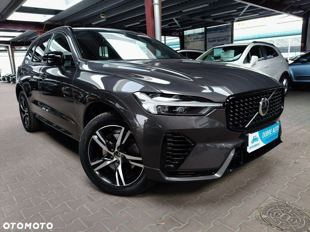 Volvo XC 60 T6 AWD Plug-In Hybrid R-Design - 4
