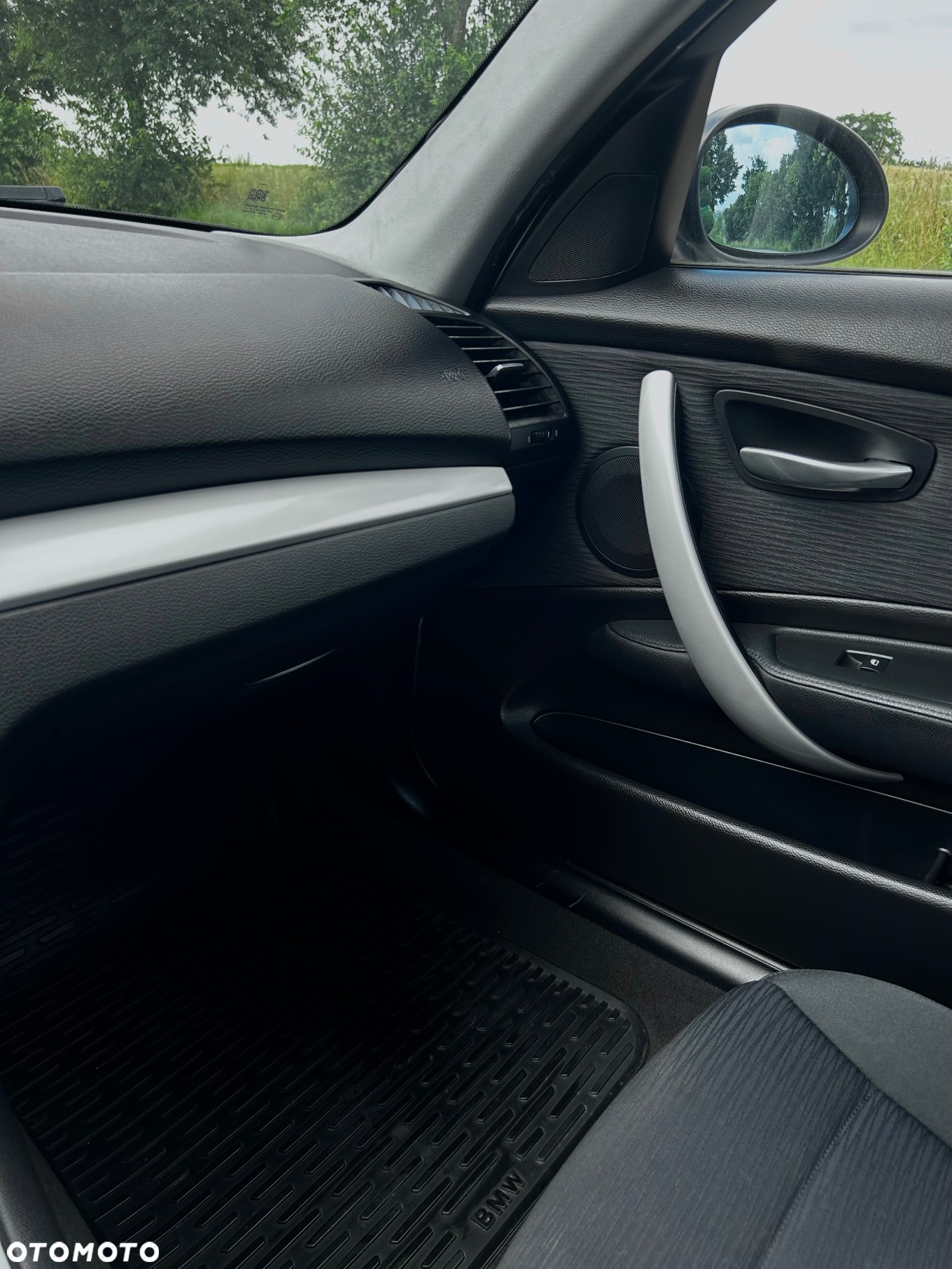 BMW Seria 1 120i - 9