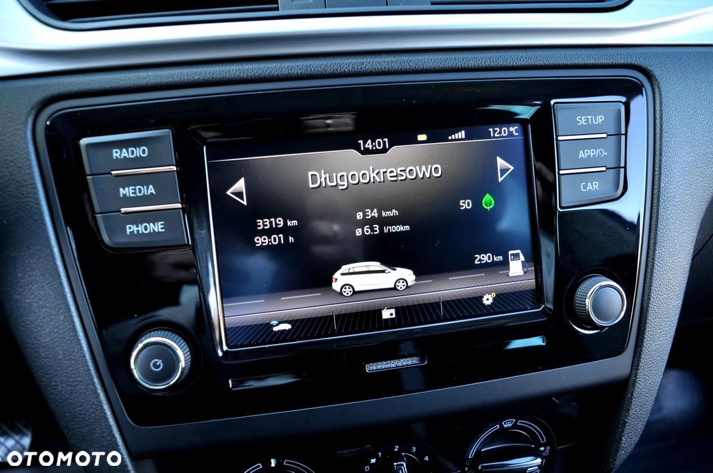 Skoda RAPID 1.0 TSI Style - 35