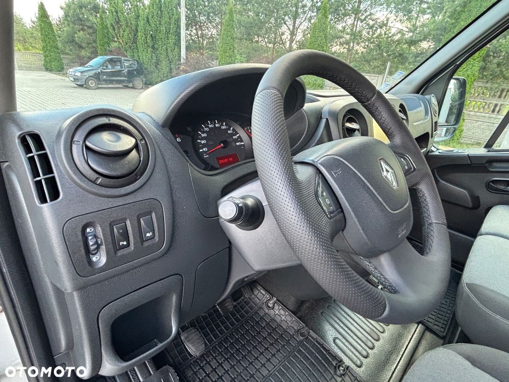 Renault Master - 18