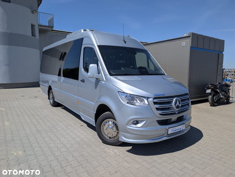 Mercedes-Benz Sprinter 519 - 18