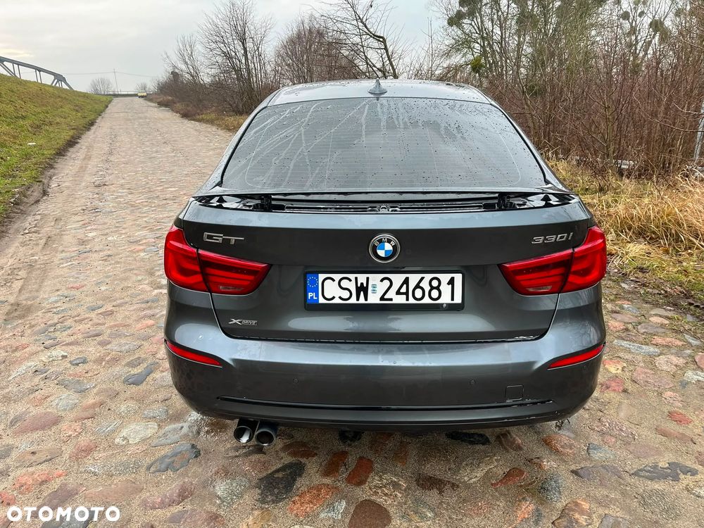 BMW 3GT 330i xDrive - 4