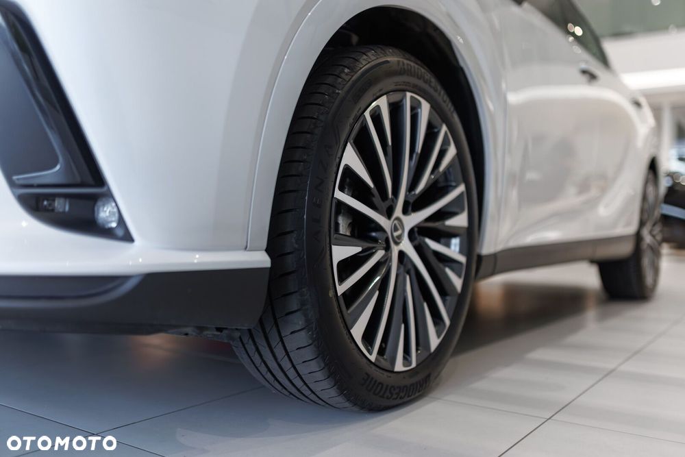 Lexus RX 450h+ Prestige - 15