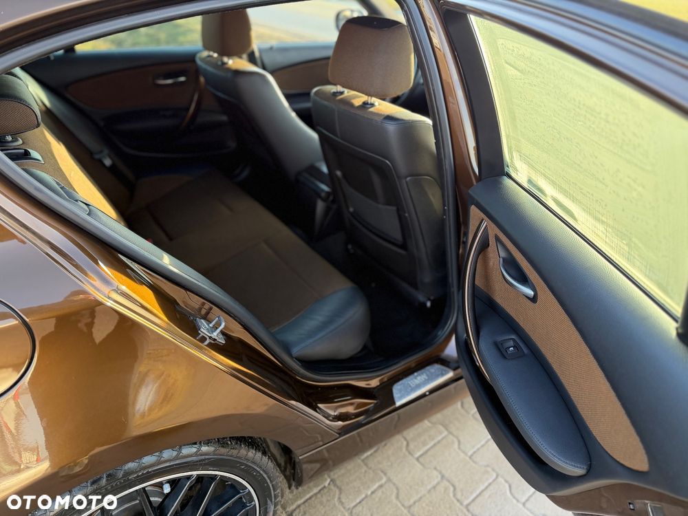 BMW Seria 1 120d - 27