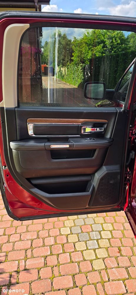 RAM 1500 Crew Cab Laramie - 17