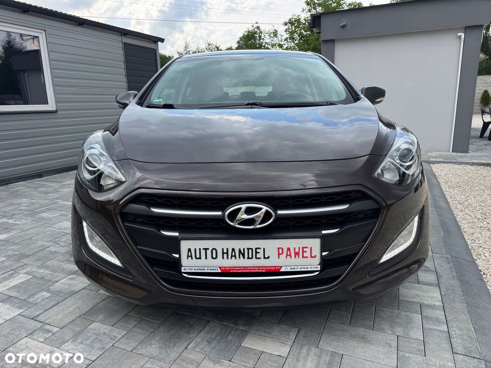 Hyundai i30 blue 1.4 Style - 2