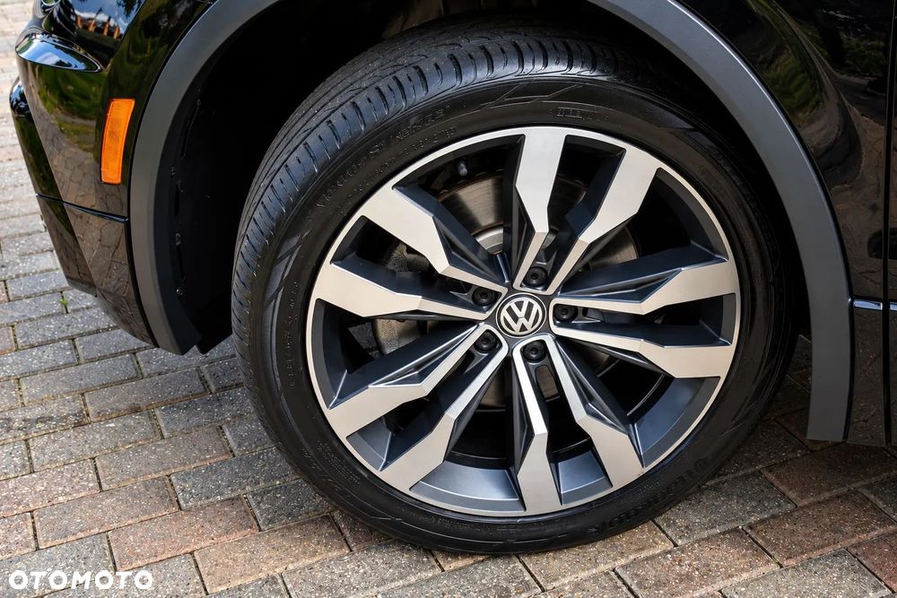 Volkswagen Tiguan - 25