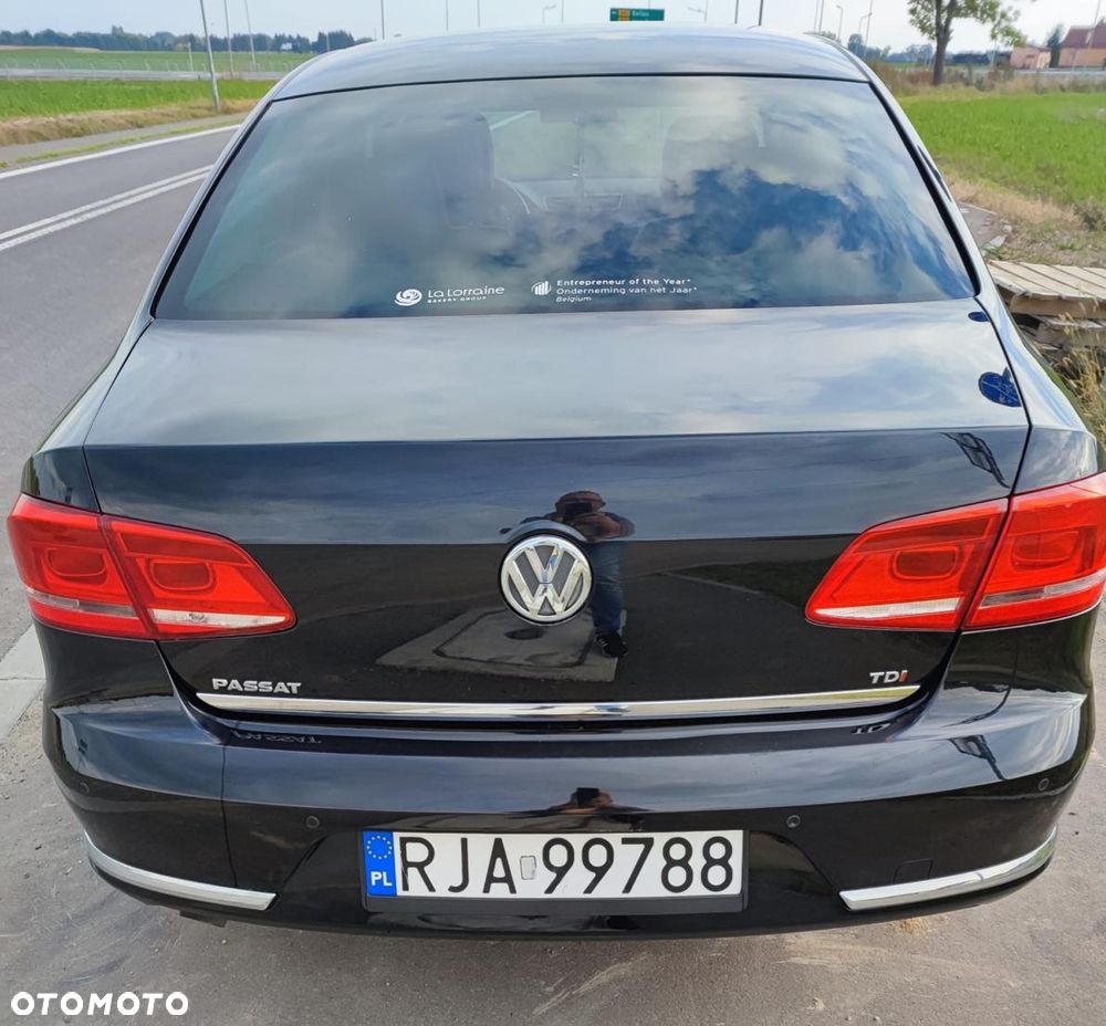 Volkswagen Passat - 5