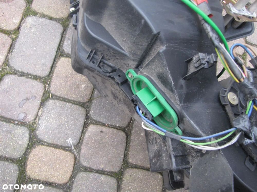 Iveco daily III 99-06r 35s12 35s17 2,3 3,0 drzwi wał resory elektryka zwrotnice pompa wysokiego ciśnienia elementy wnętrza skrzynka bezpieczników i inne części - 8