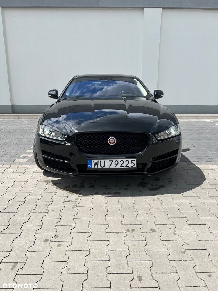 Jaguar XE S - 7