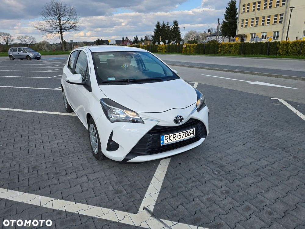 Toyota Yaris 1.0 Active EU6 - 3