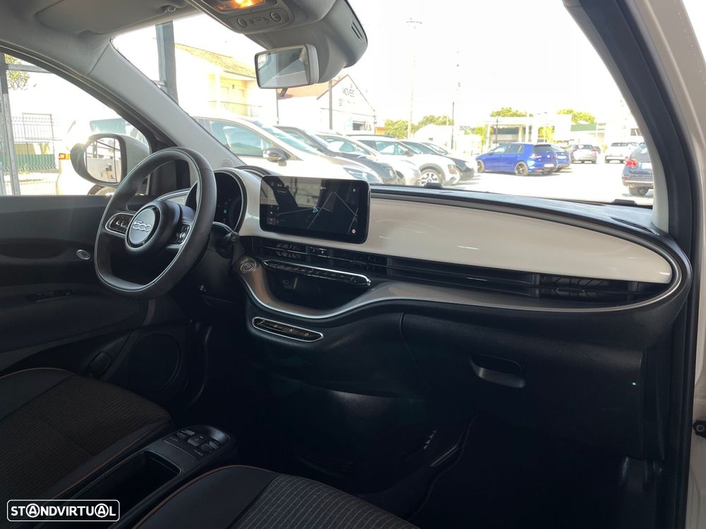 Fiat 500e Icon - 17