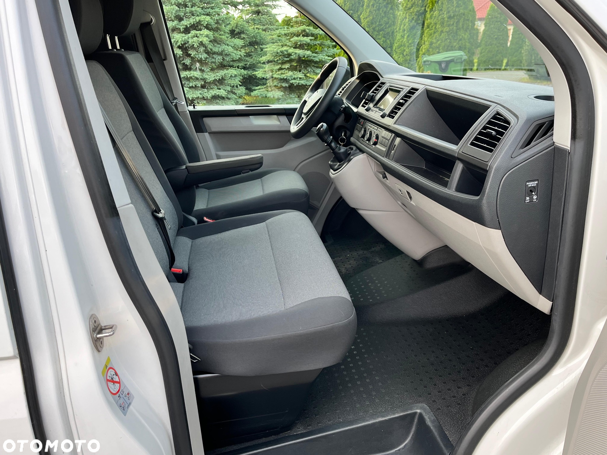 Volkswagen Transporter - 5