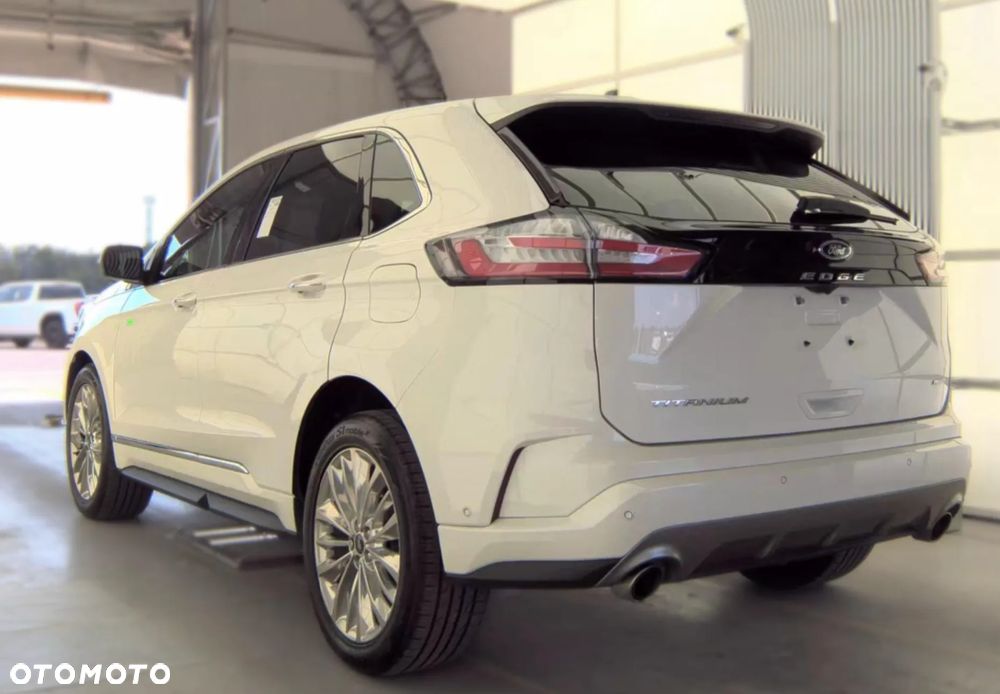 Ford Edge - 3