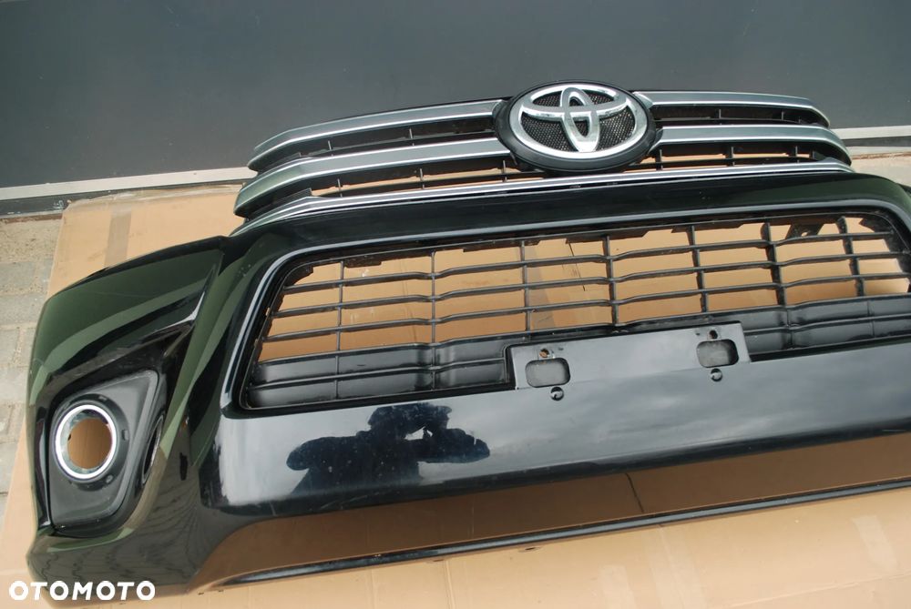 TOYOTA HILUX VIII  16 R.- Zderzak Przedni Przód - 4