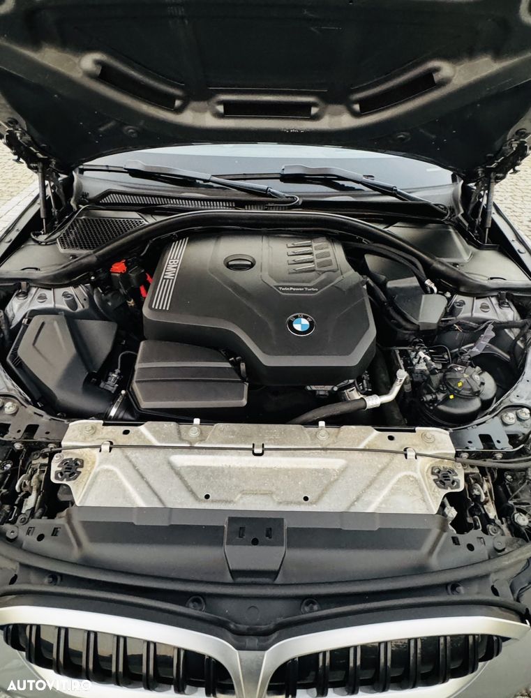 BMW Seria 3 318i Aut. - 14