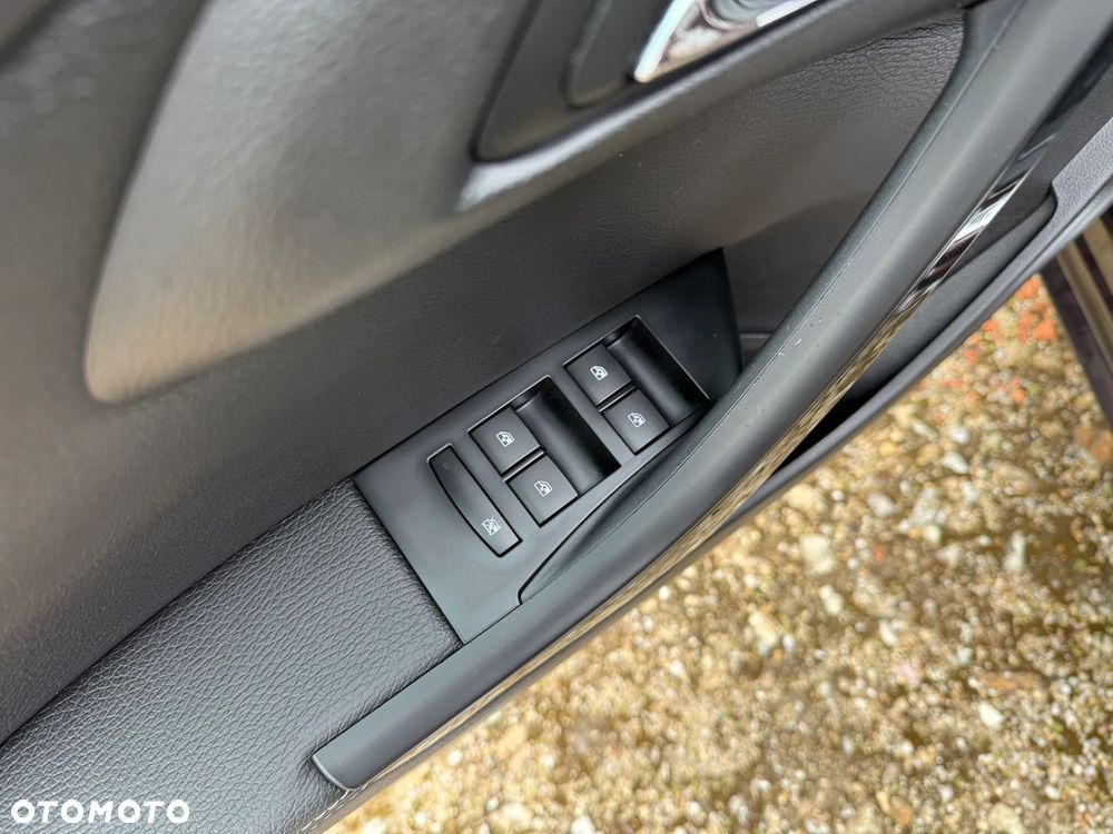 Opel Astra 1.4 T Cosmo - 22