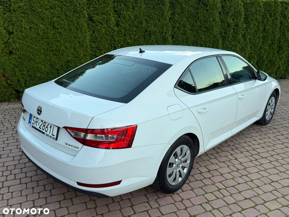 Skoda Superb - 9