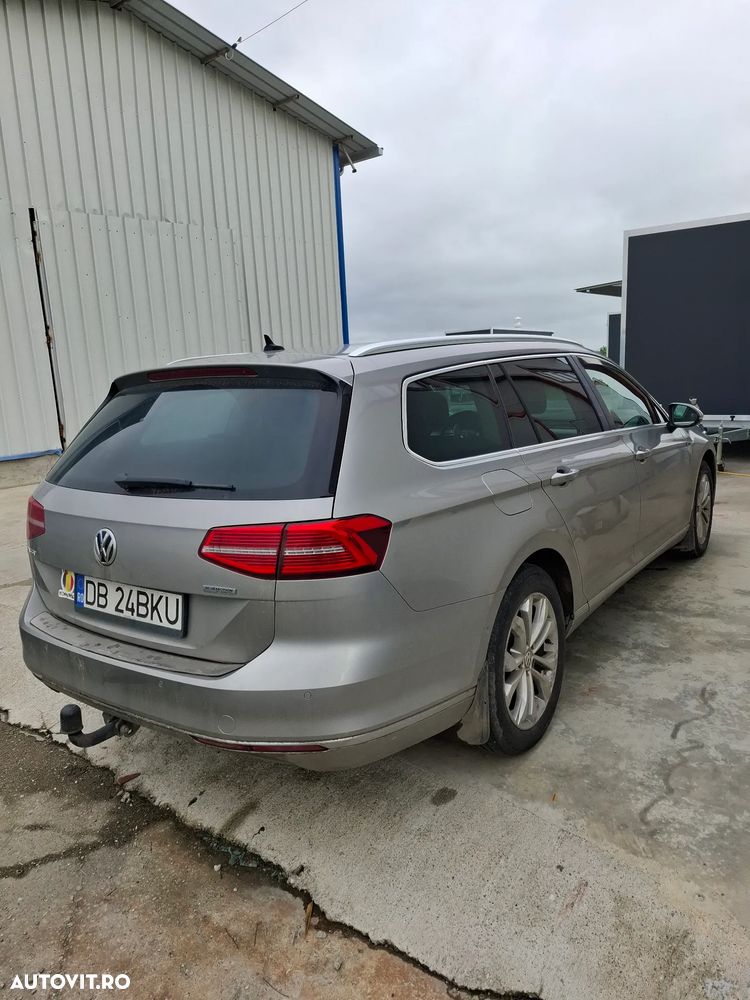 Volkswagen Passat 2.0 TDI DSG 4Motion Comfortline - 5