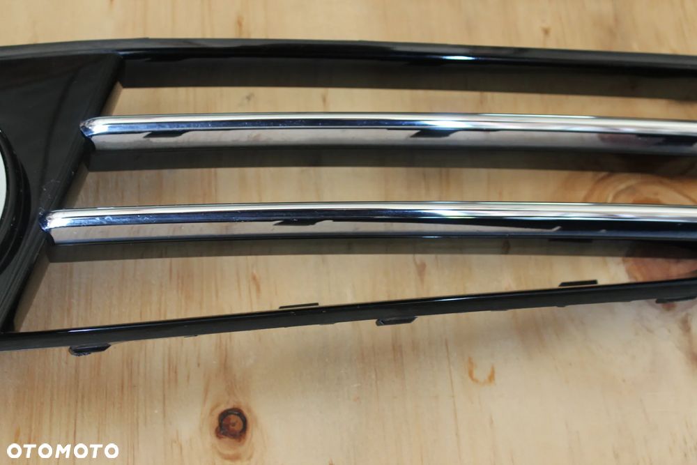 KRATKA ZDERZAKA LEWA AUDI A8 D4 4M0807679H 2014 - 4