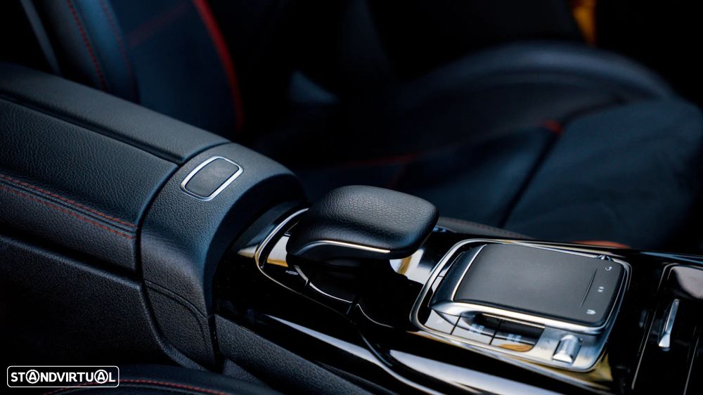 Mercedes-Benz A 35 AMG 4Matic - 42