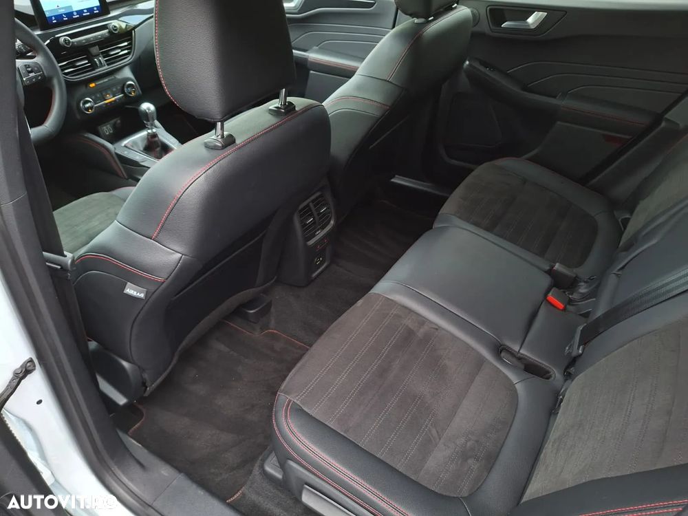 Ford Kuga 1.5 EcoBoost FWD ST Line - 15