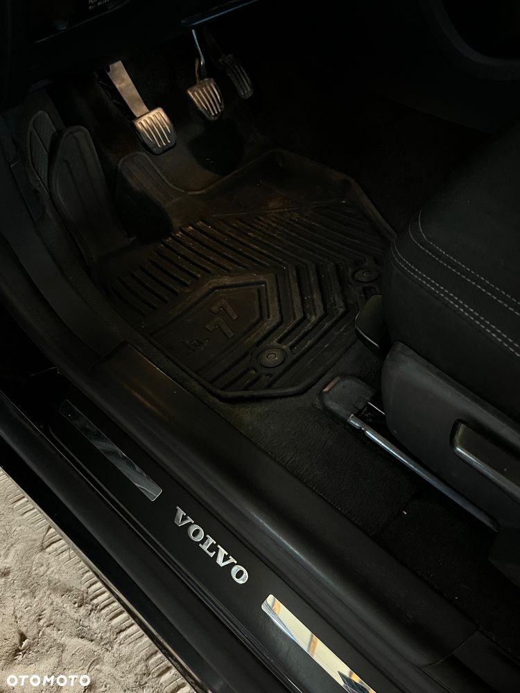 Volvo XC 60 D3 Momentum - 19