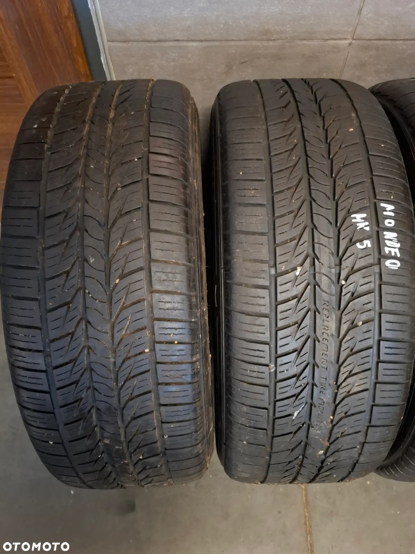 Komplet felgi alufelgi koła Ford Mondeo MK5 Fusion oryginalne nr DS7C1007L3A rok 2013 rozmiar 17 cali rozmiar opony 225/50/R17 93V grubość bieżnika 4x5mm general altimax rt43 jedna opona ma inny bieżnik - 9