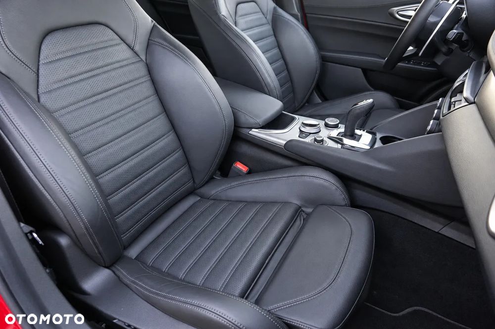 Alfa Romeo Giulia 2.0 Turbo Veloce Q4 - 38