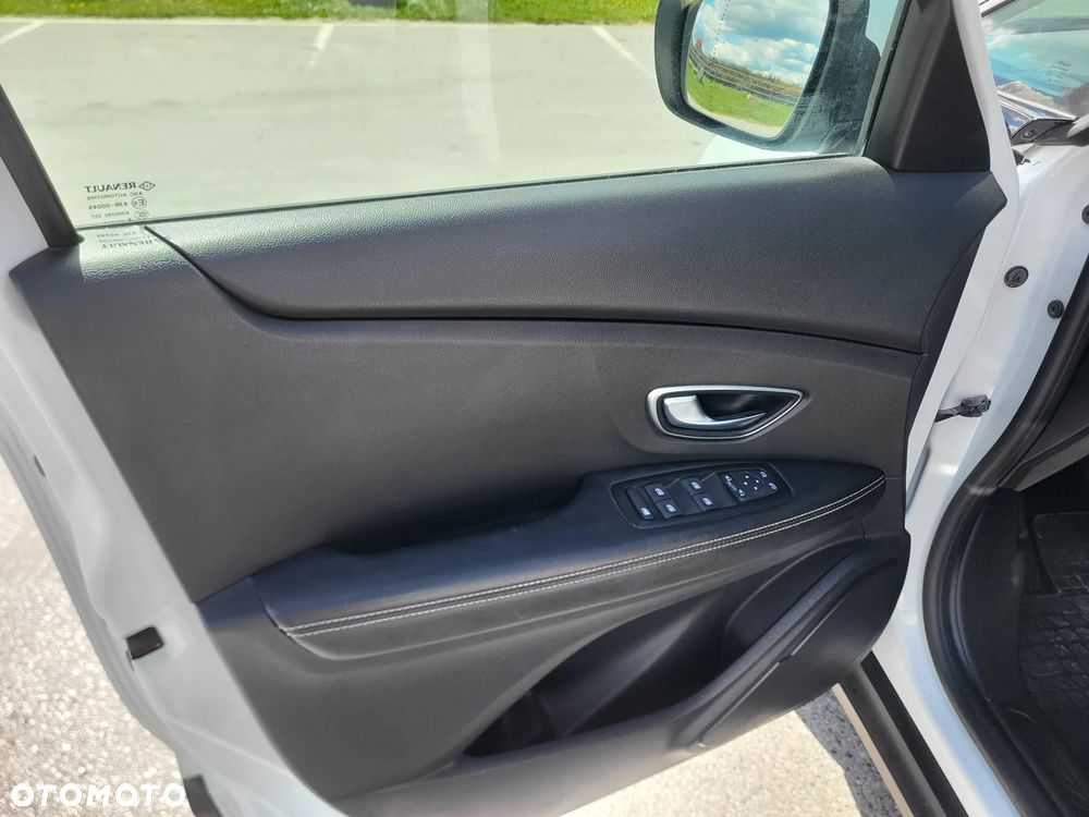 Renault Scenic - 30