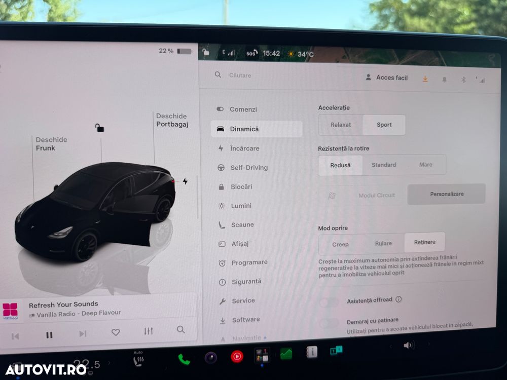 Tesla Model Y - 13
