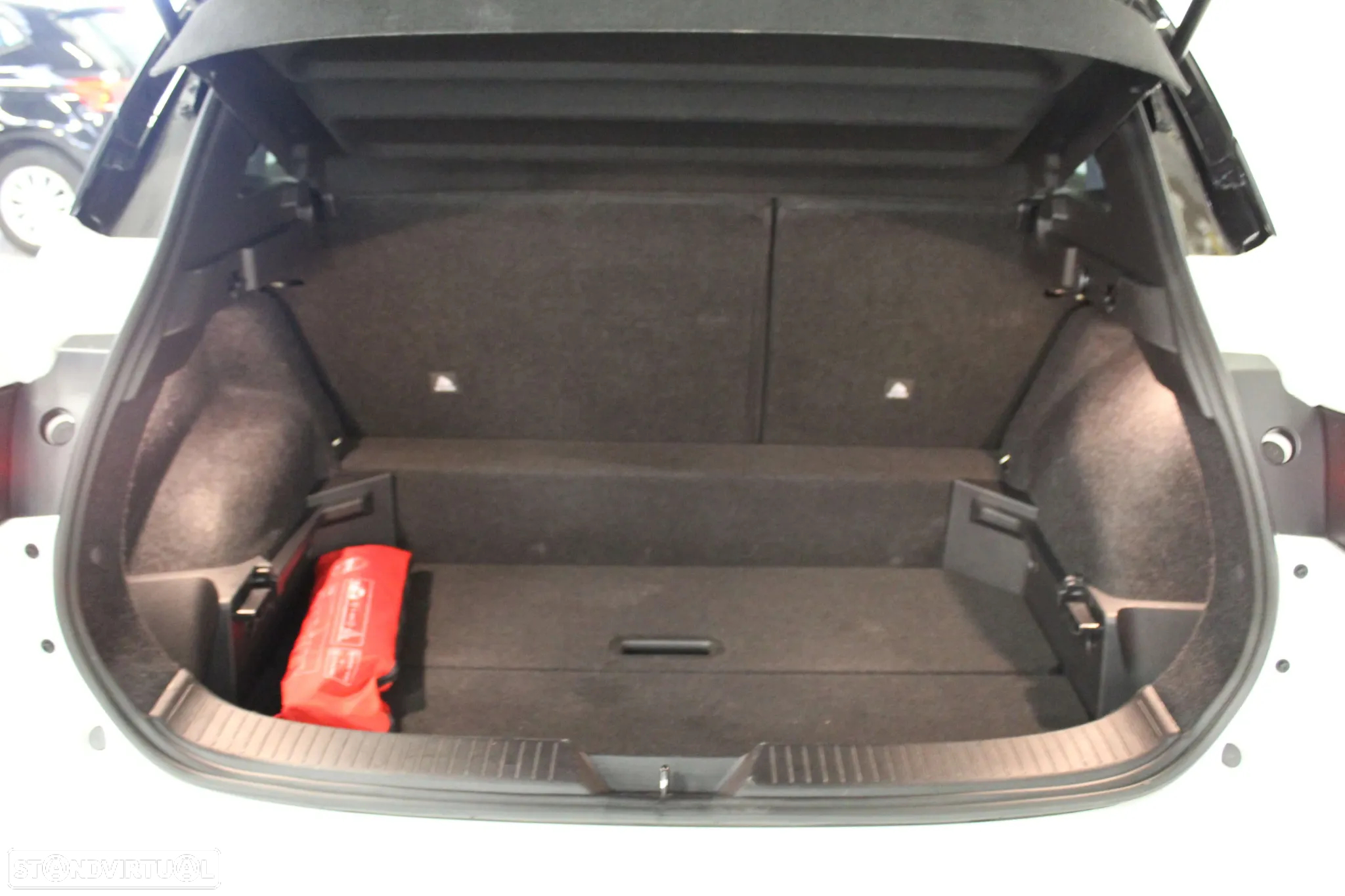 Nissan Qashqai 1.3 DIG-T N-Connecta - 25
