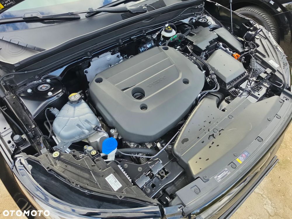 Volvo XC 40 B4 B DKG Ultra Black Edition - 13