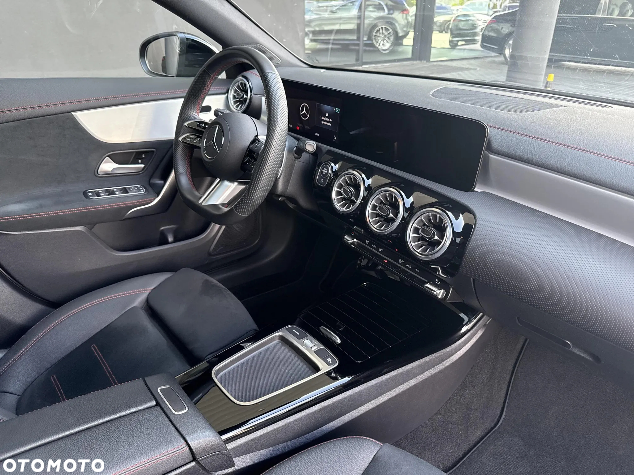 Mercedes-Benz CLA 200 AMG Line 7G-DCT - 22