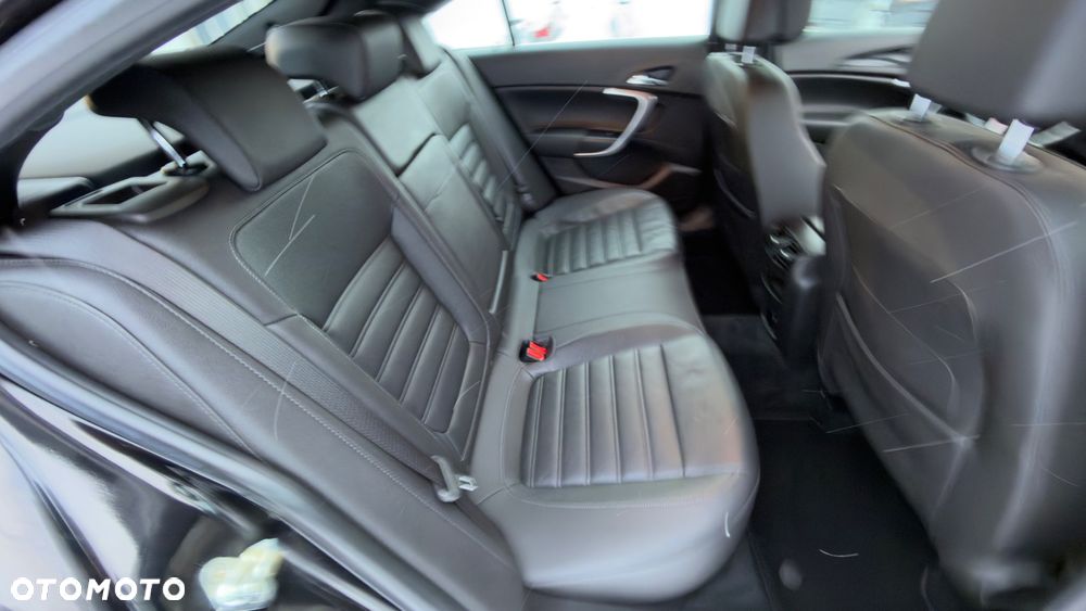 Opel Insignia 2.0 T Cosmo - 24