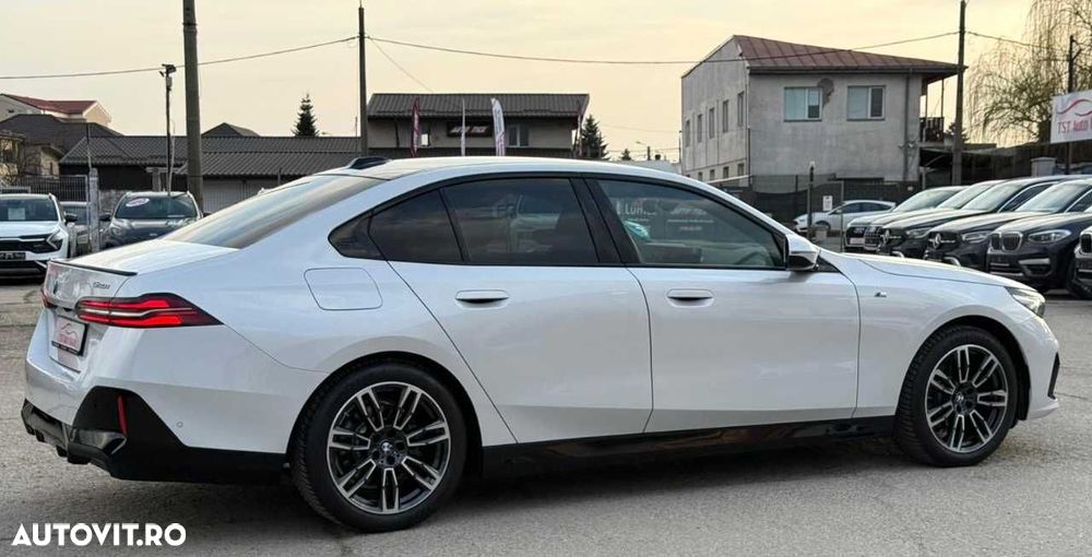 BMW Seria 5 - 10