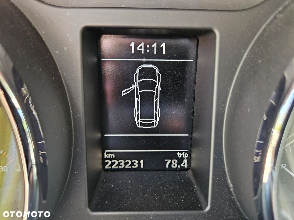 Skoda Superb 2.0 TDI Ambition DSG - 5